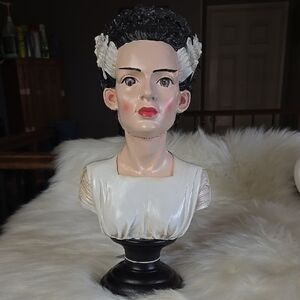 Bride of Frankenstein Bust